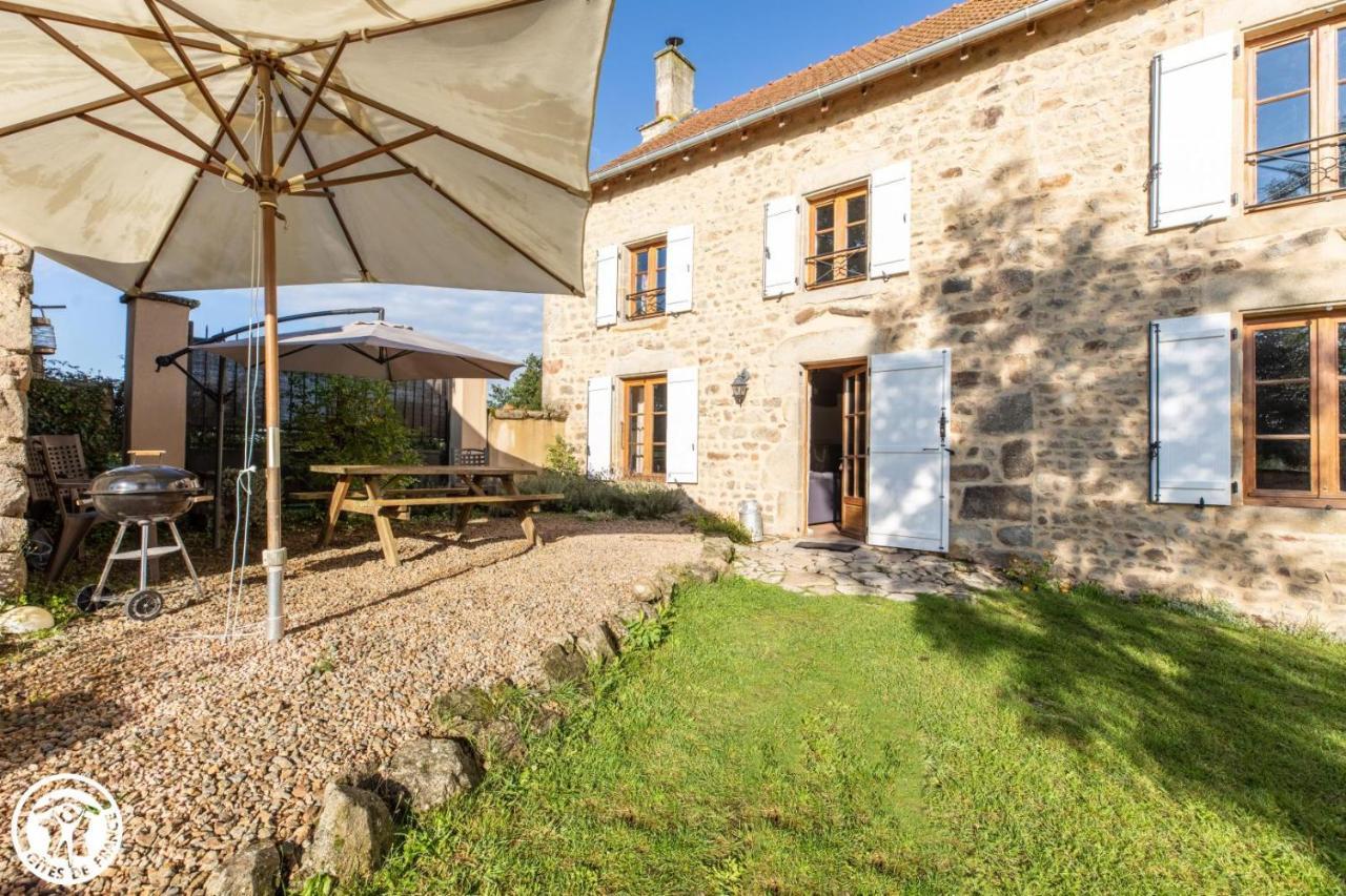 Aux 2 Puys - Gite "Le Lemptegy" Saint-Priest-des-Champs Luaran gambar
