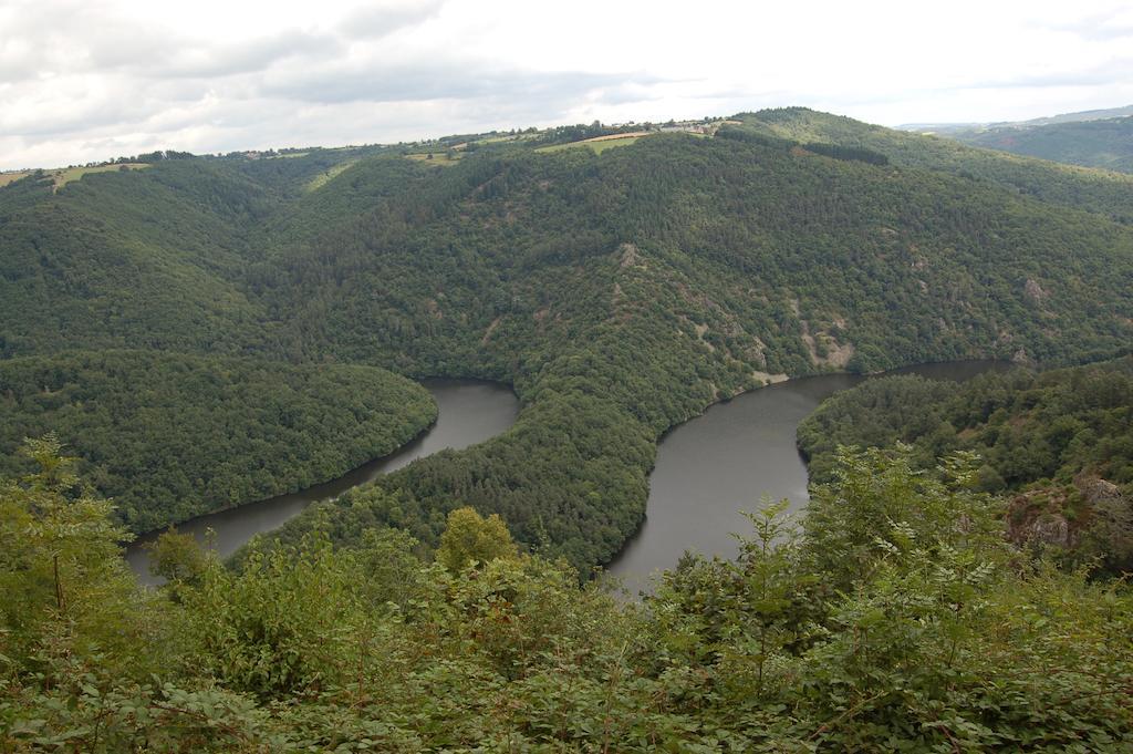 Aux 2 Puys - Gite "Le Lemptegy" Saint-Priest-des-Champs Luaran gambar
