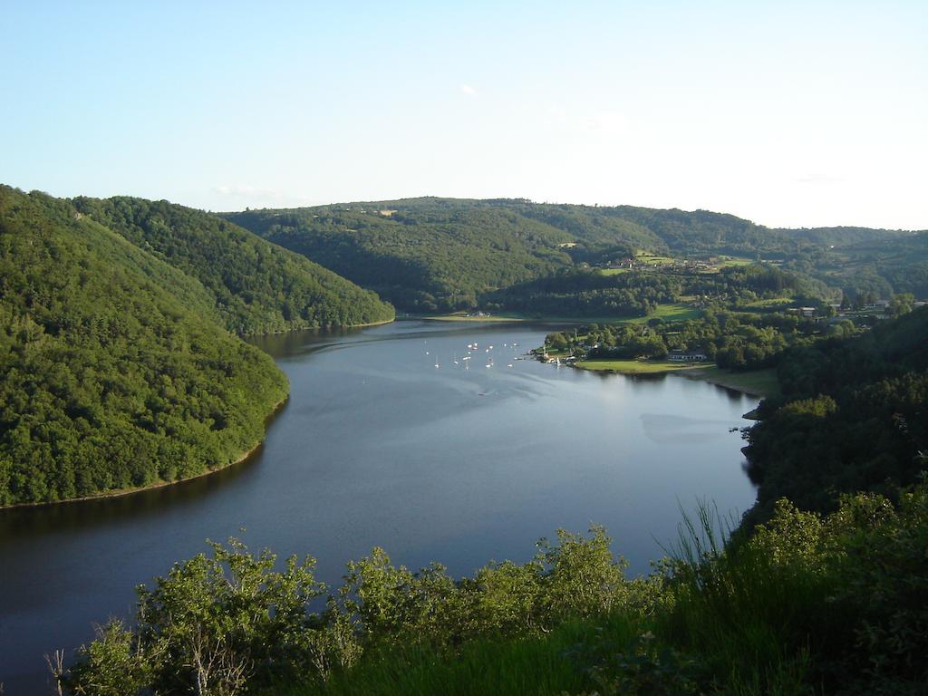 Aux 2 Puys - Gite "Le Lemptegy" Saint-Priest-des-Champs Luaran gambar